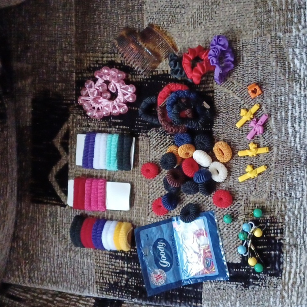 $4 Add-on  Assorted Hair Accessories Bundle
